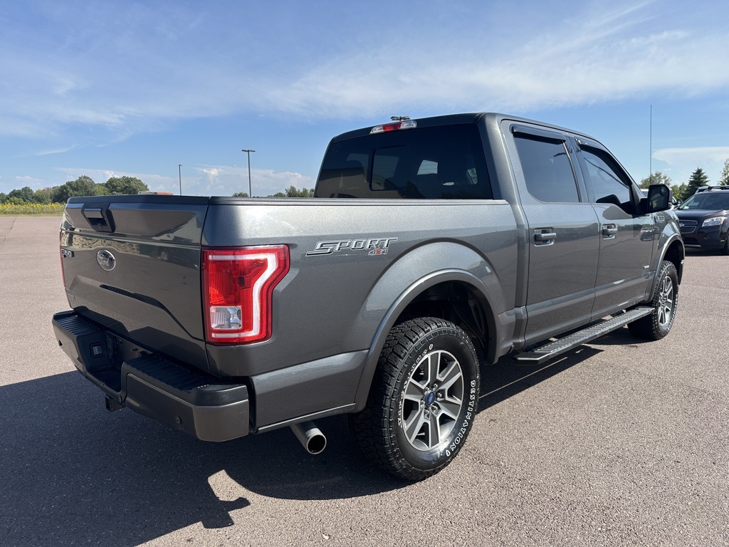 2016 Ford F-150 XLT photo 3
