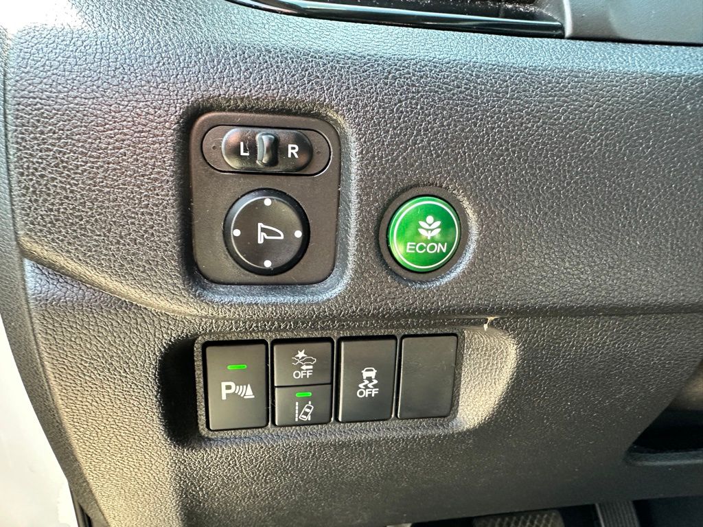 2019 Honda Pilot Touring photo 18