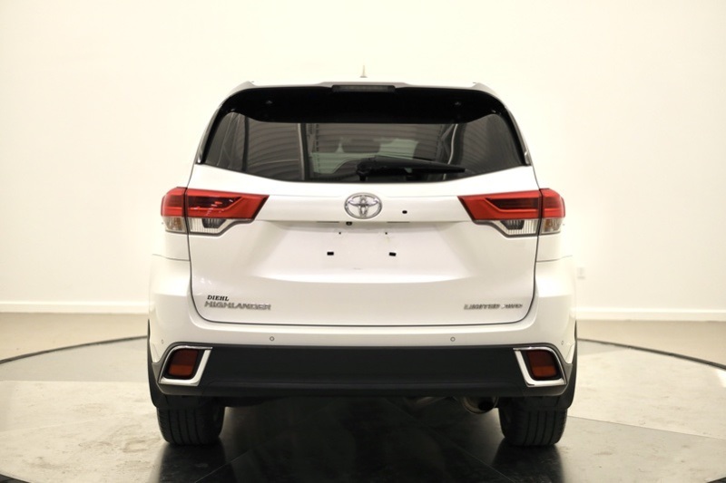 2019 Toyota Highlander Limited photo 3