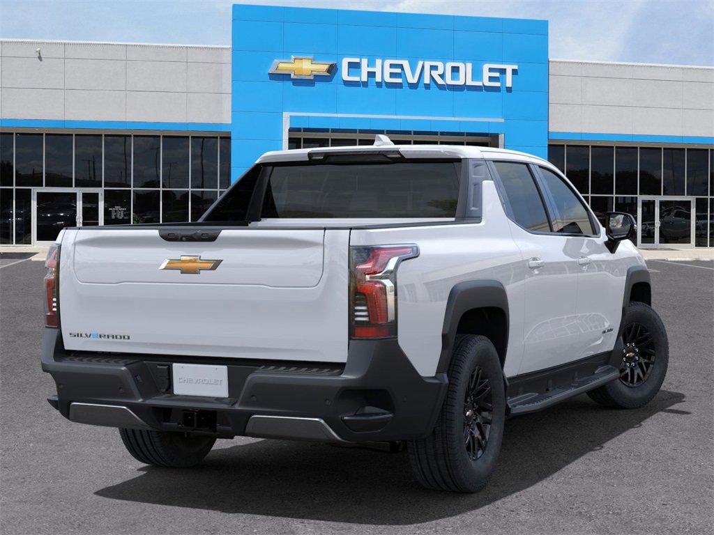2025 Chevrolet Silverado EV LT photo 4