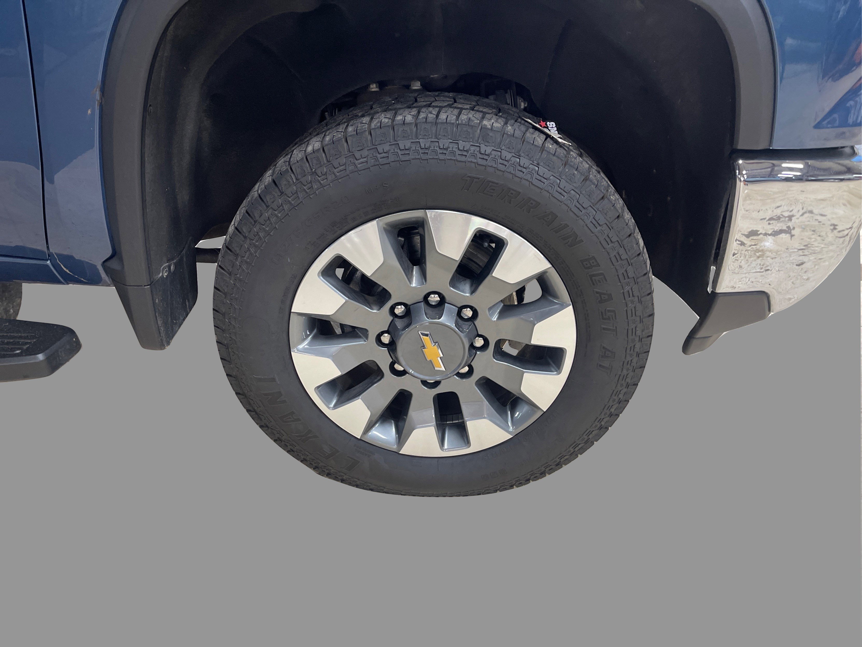 2024 Chevrolet Silverado 3500HD LT photo 9