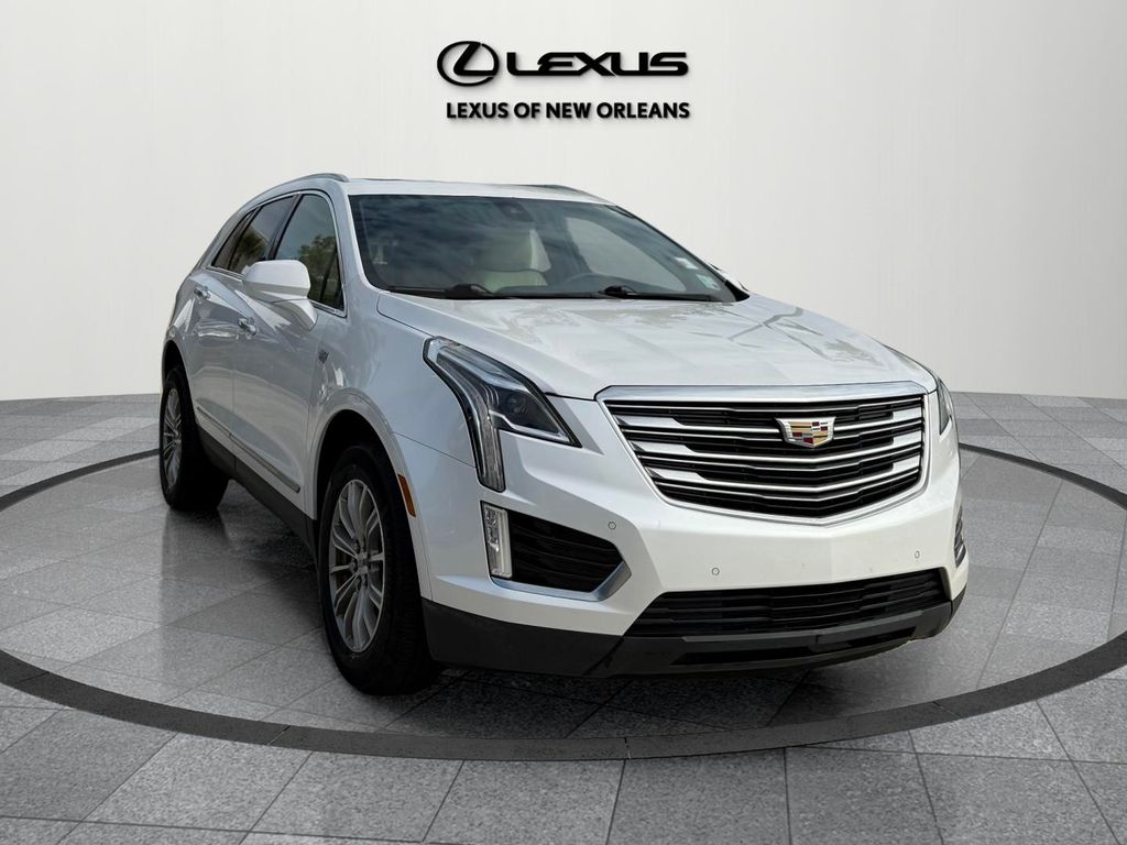 2017 Cadillac XT5 Luxury