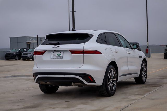 2025 Jaguar F-PACE P250 R-Dynamic S photo 5