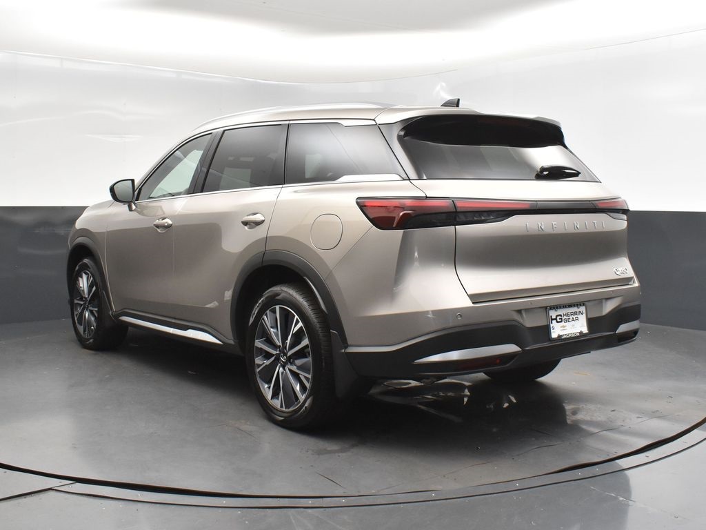 2026 Infiniti QX60 Luxe photo 3