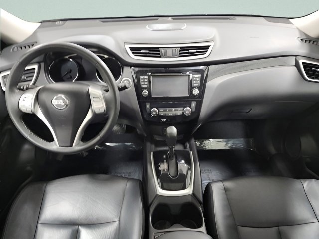 Used 2015 Nissan Rogue SL with VIN 5N1AT2MV5FC828531 for sale in Fairfield, OH