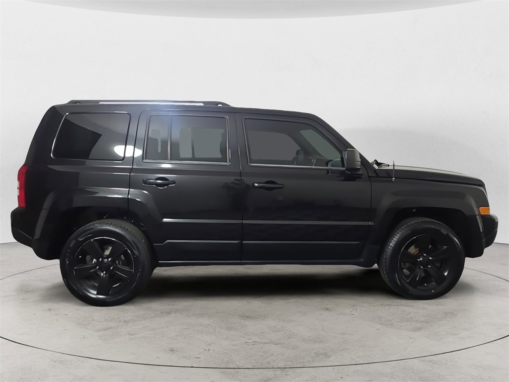 2011 Jeep Patriot Latitude photo 6