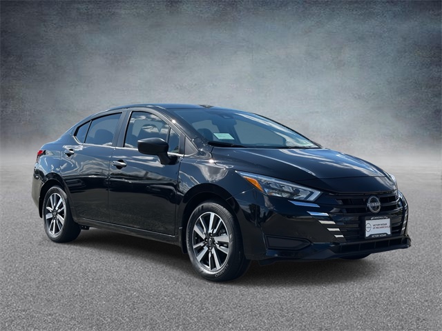 2025 Nissan Versa Sedan S's photo