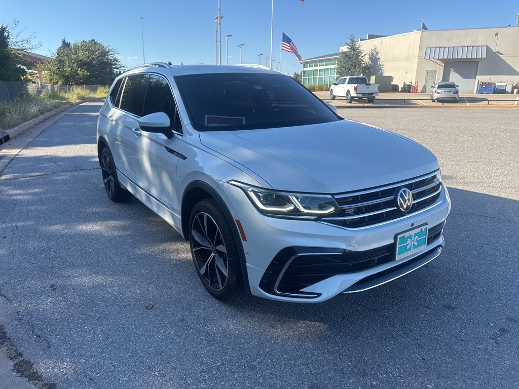 2022 Volkswagen Tiguan SEL Premium R-Line photo 4