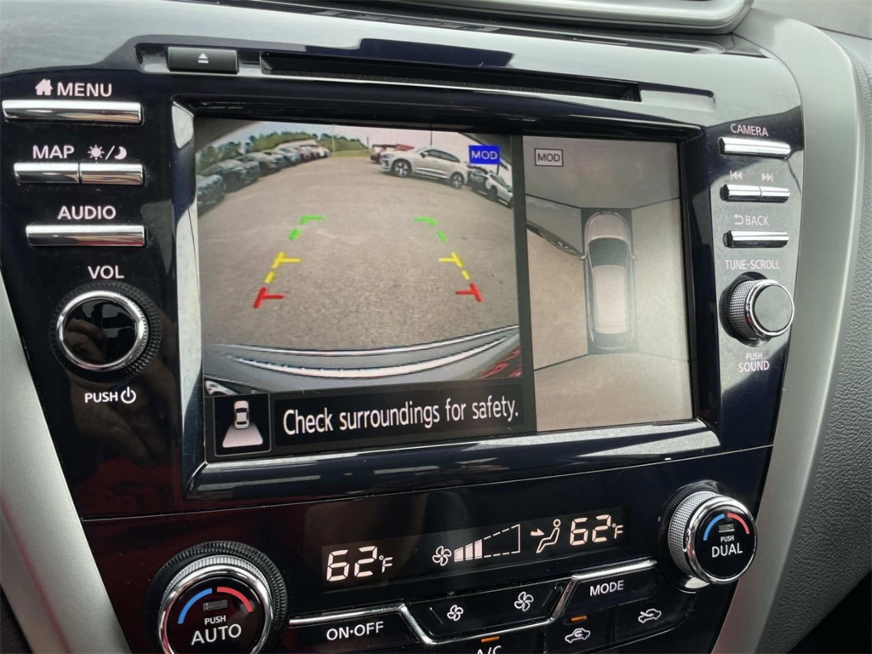 2024 Nissan Murano SL photo 18