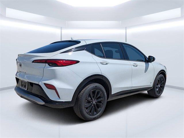 2026 Buick Envista ST photo 2