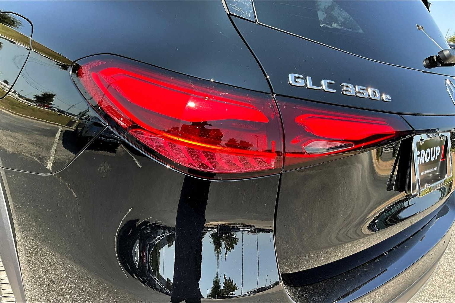 2025 Mercedes Benz GLC 350e 4MATIC photo 25