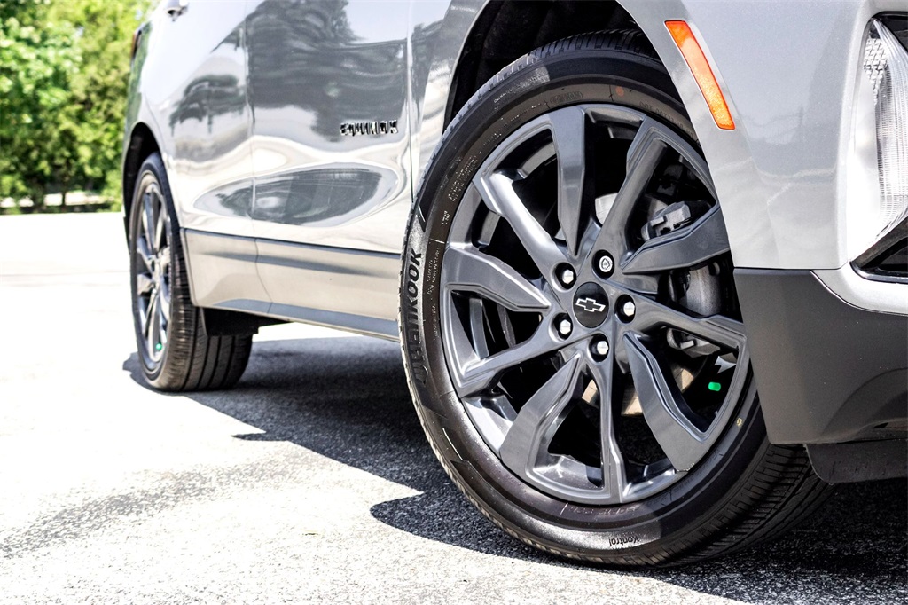 2024 Chevrolet Equinox RS photo 2