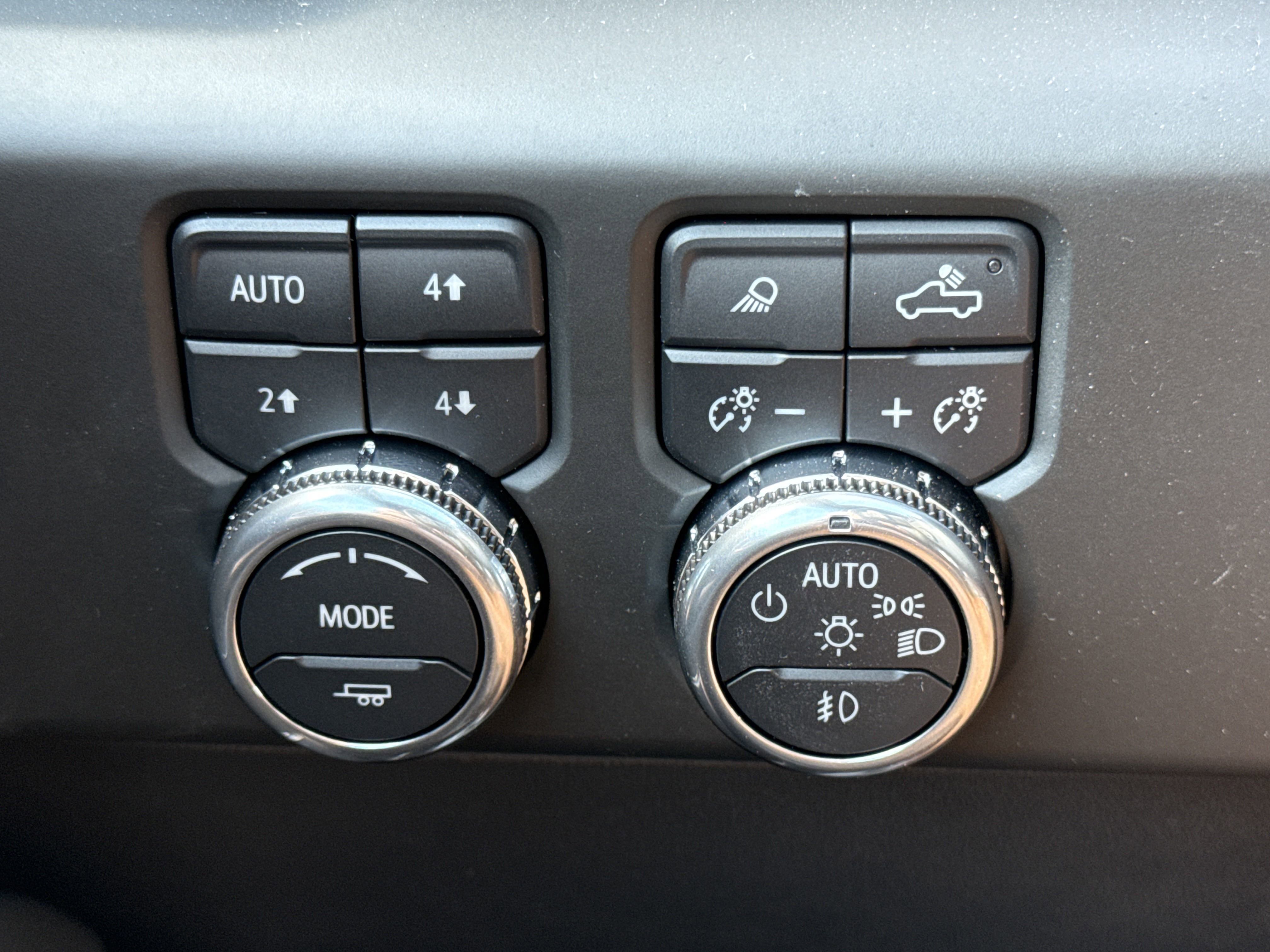 2025 Gmc Sierra Denali photo 17