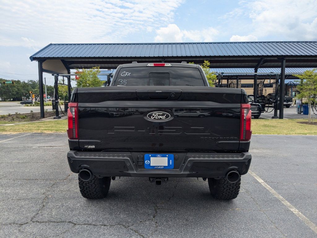 2025 Ford F-150 XLT photo 5