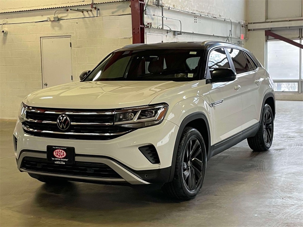 2020 Volkswagen Atlas Cross Sport V6 SE Technology photo 3
