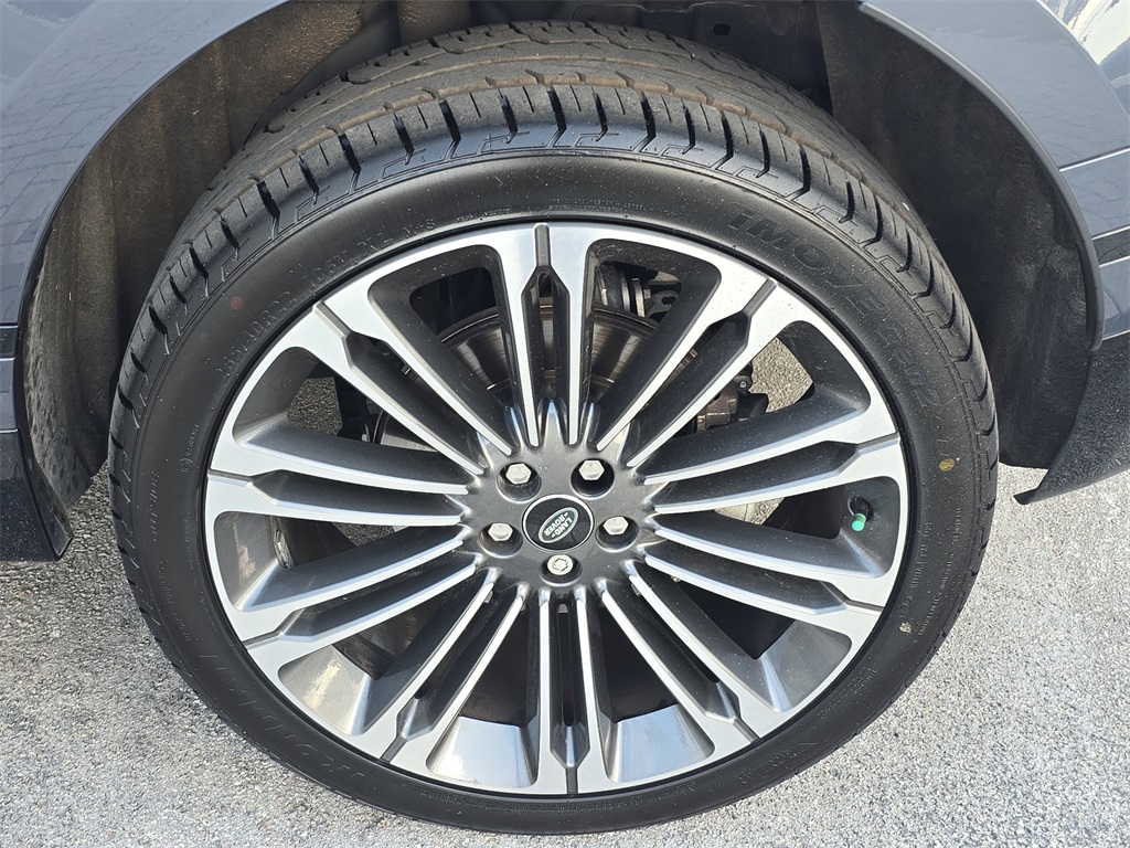 2024 Land Rover Range Rover Velar P400 Dynamic HSE photo 5