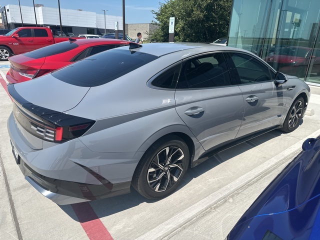 2024 Hyundai Sonata SEL photo 8