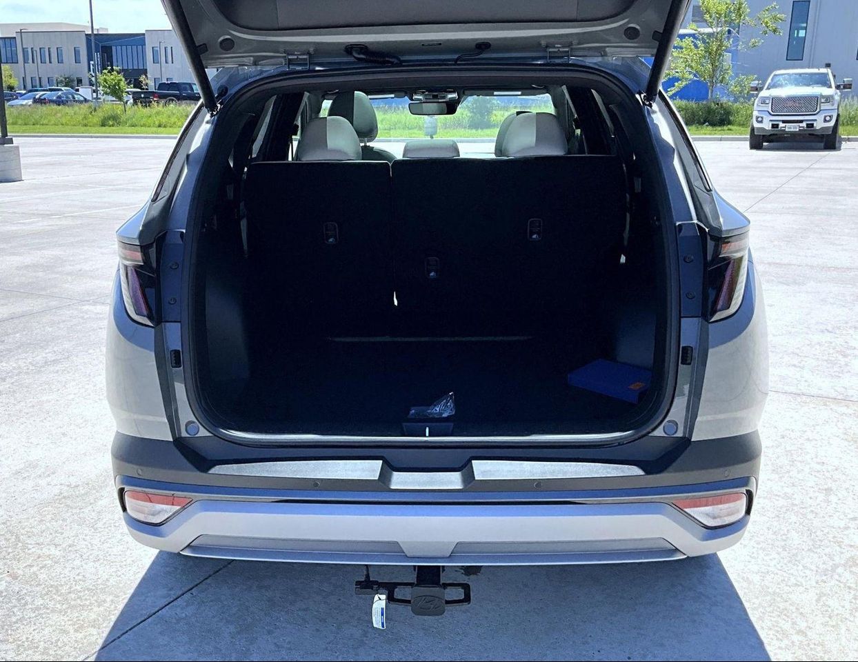 2025 Hyundai Tucson Limited photo 9