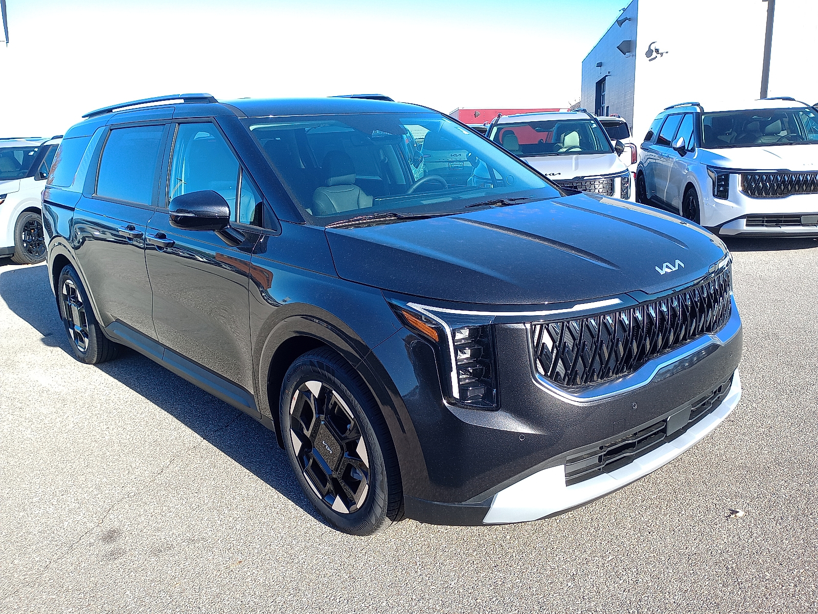 2026 Kia Carnival EX's photo