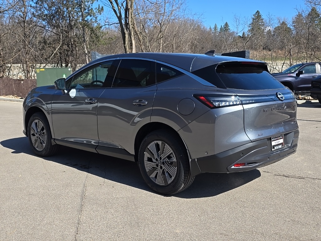 2025 Nissan Murano SL photo 2