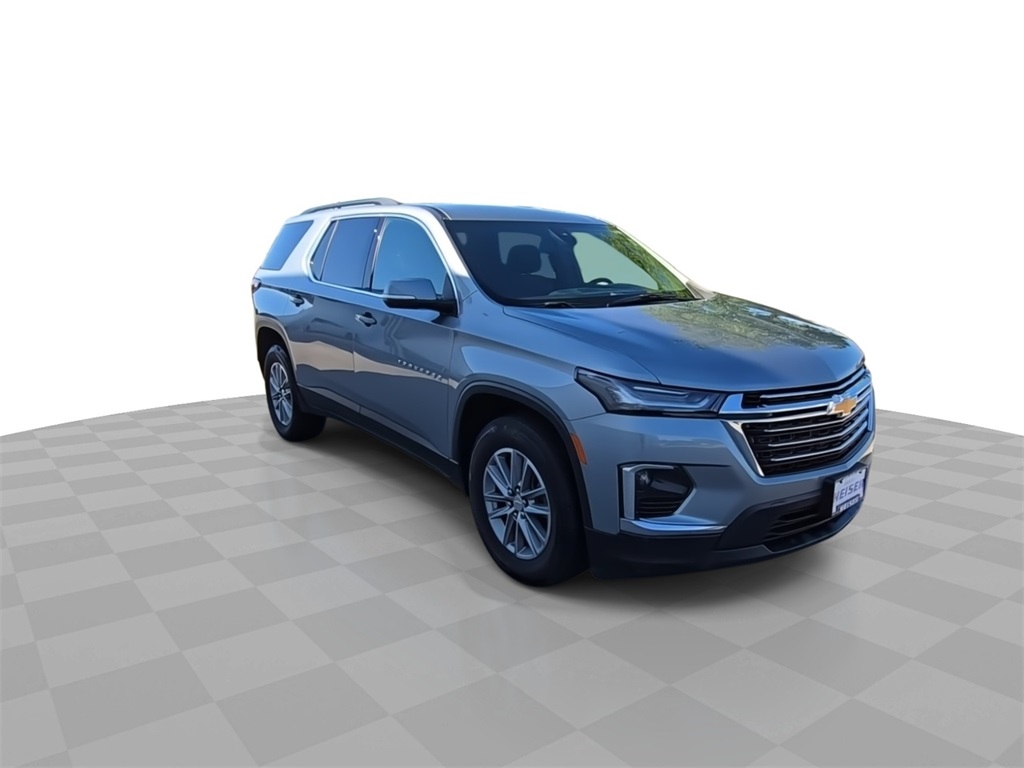 2023 Chevrolet Traverse Cloth photo 2
