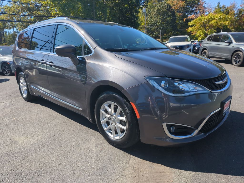 2020 Chrysler Pacifica Touring L photo 7