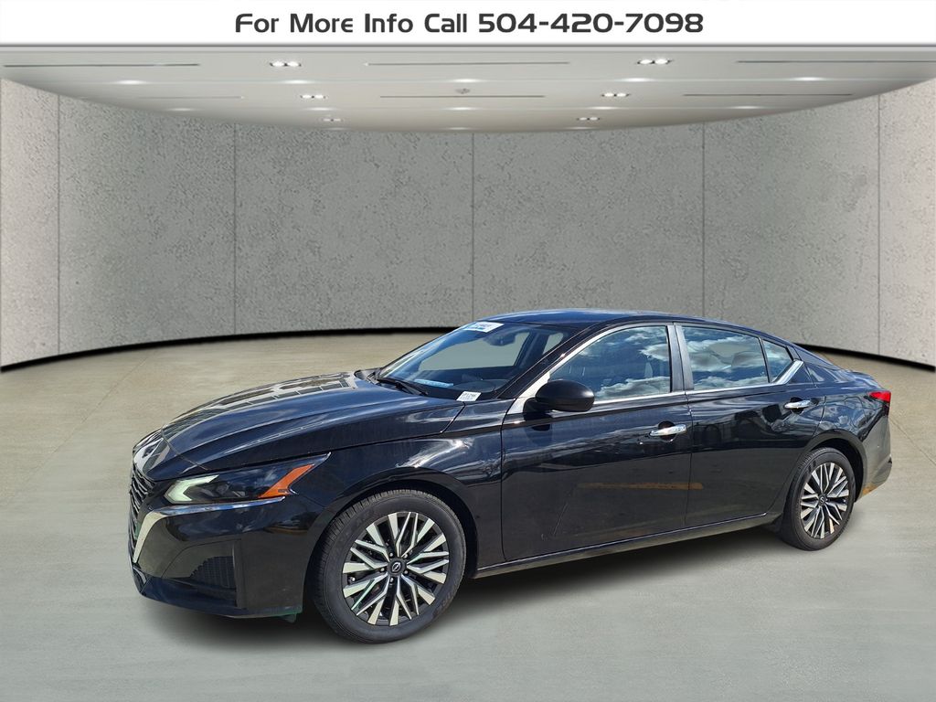 2024 Nissan Altima SV