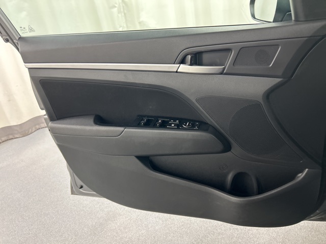 2020 Hyundai Elantra Value Edition photo 22