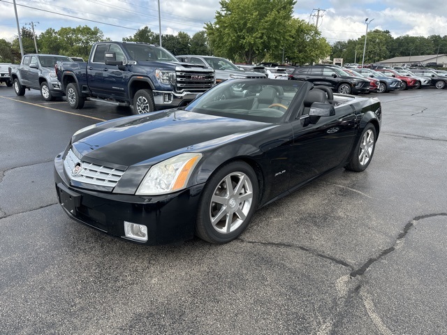2004 Cadillac XLR Base photo 3