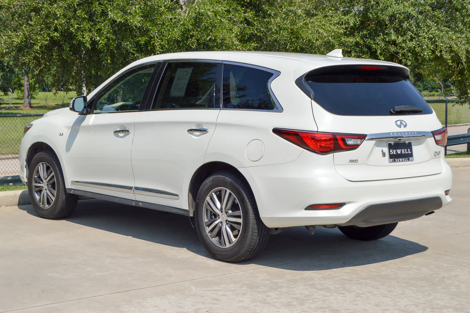 2020 Infiniti QX60 Pure photo 7