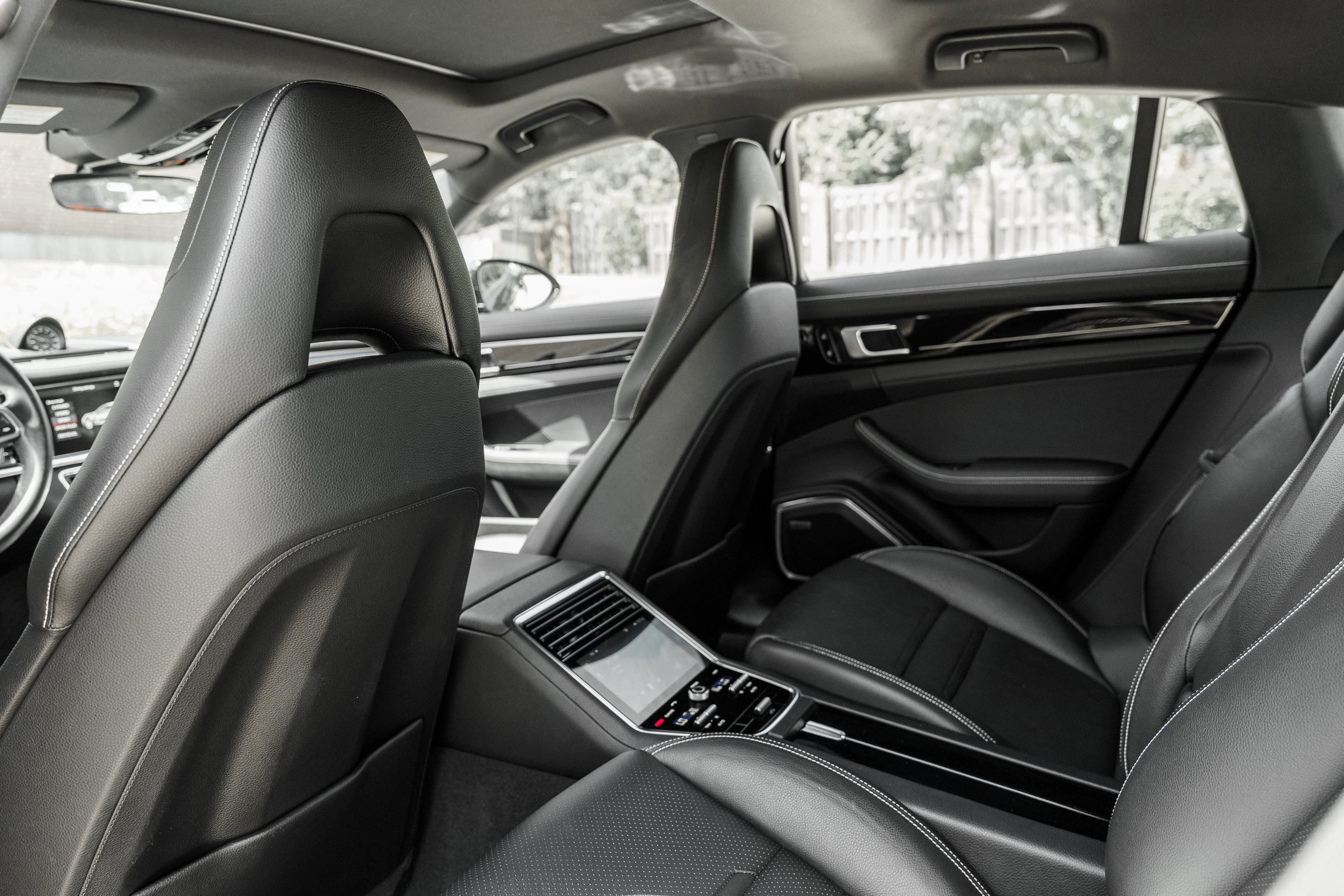 2020 Porsche Panamera 4 E-Hybrid photo 26