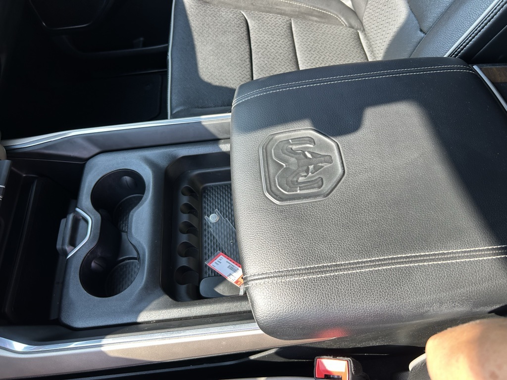 2022 Ram 1500 Laramie photo 18