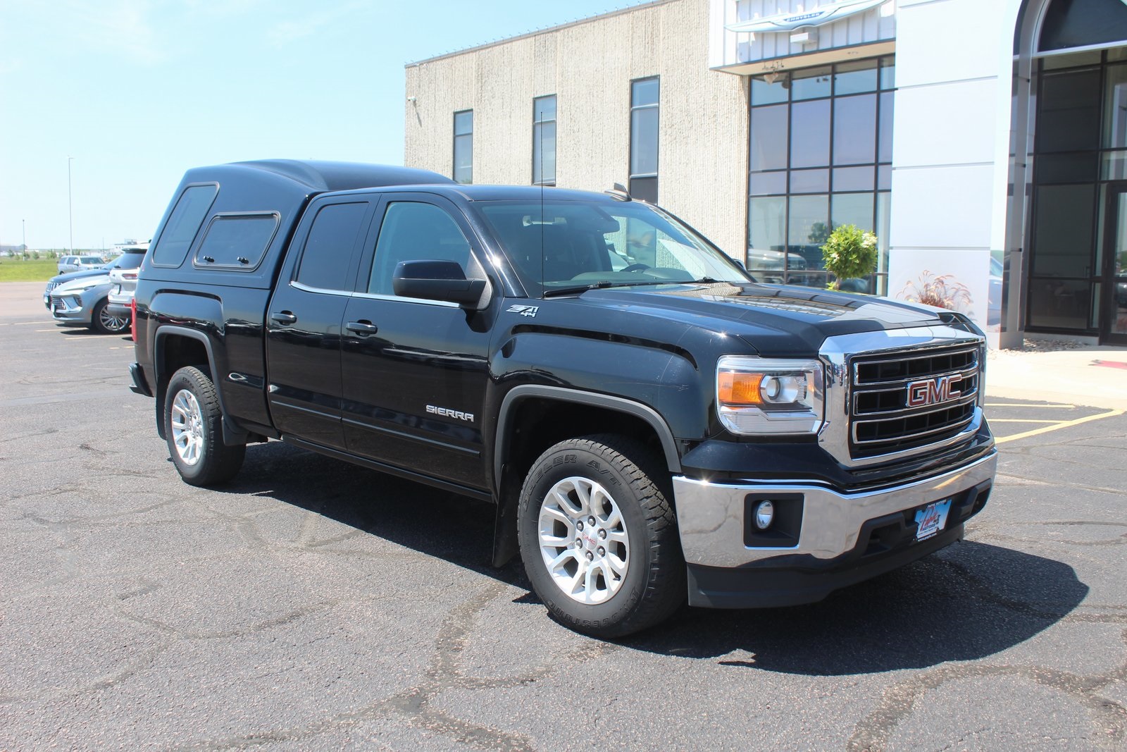 Used 2015 GMC Sierra 1500 SLE with VIN 1GTV2UEC4FZ374464 for sale in Luverne, Minnesota