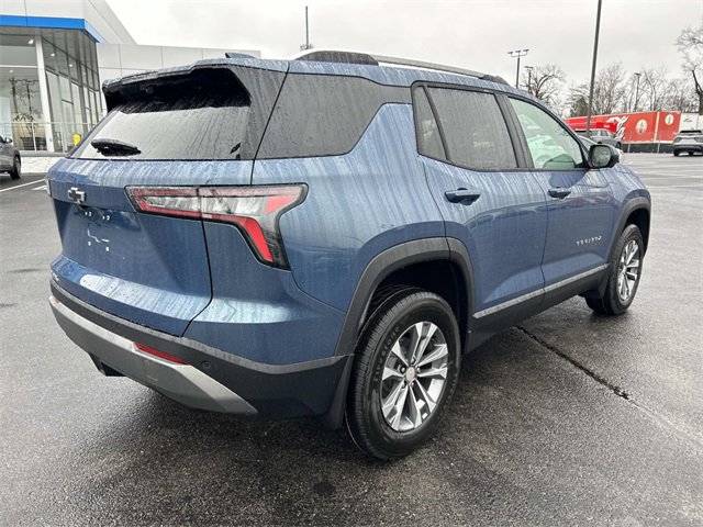 2026 Chevrolet Equinox LT photo 3