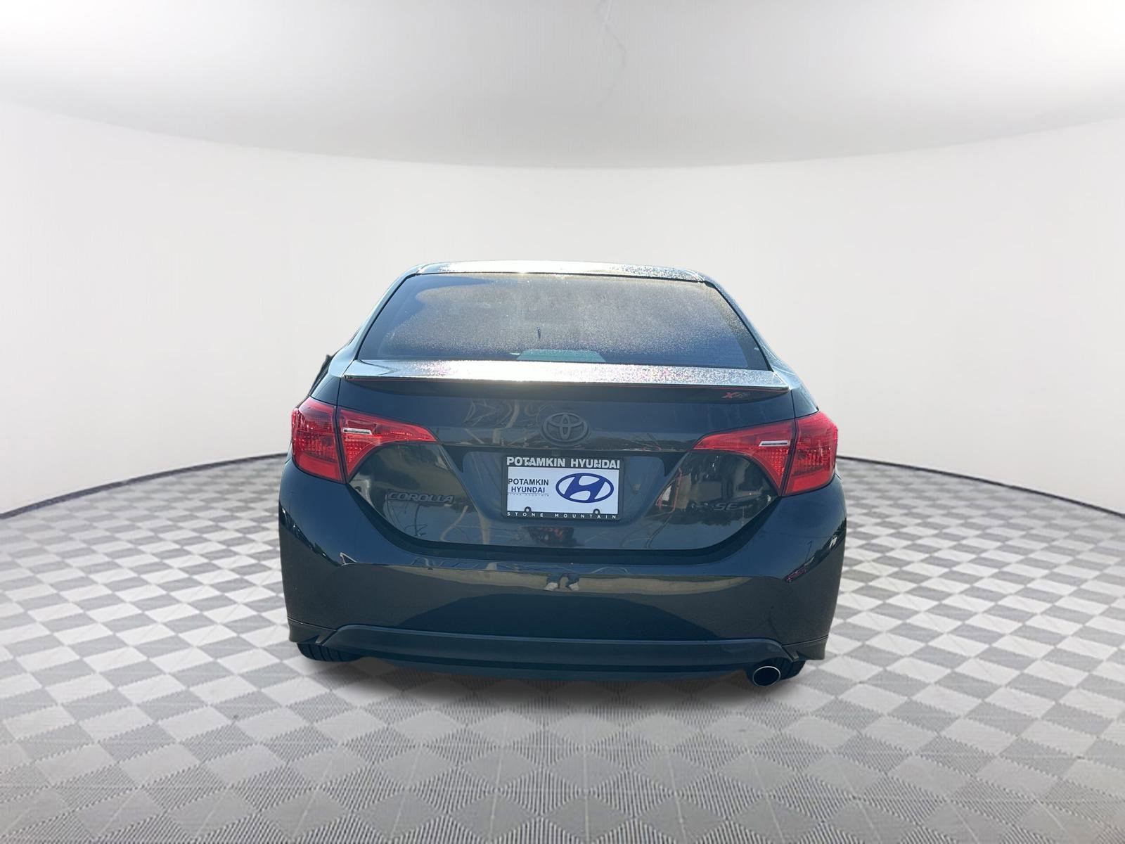 2018 Toyota Corolla L photo 6