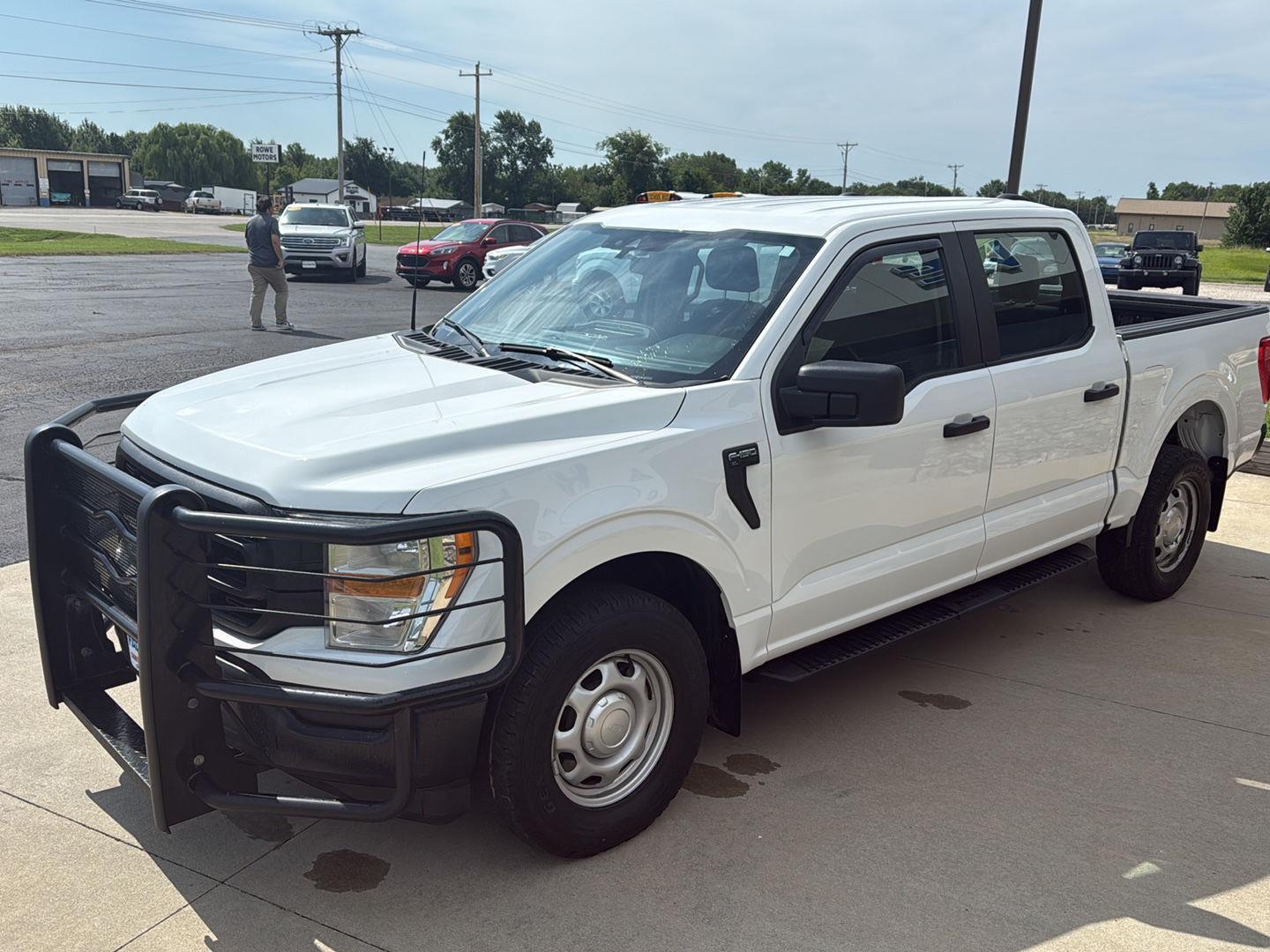 2022 Ford F-150 FX4 photo 2