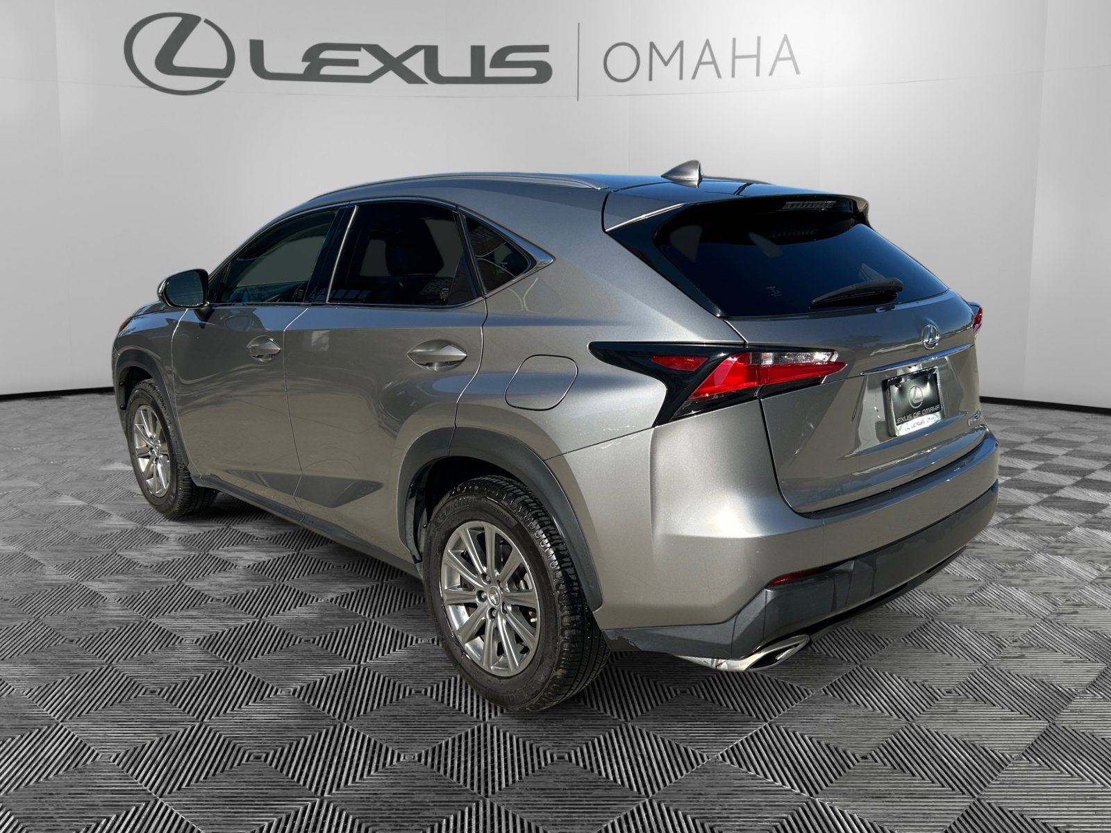 2017 Lexus NX 200t Luxury photo 2