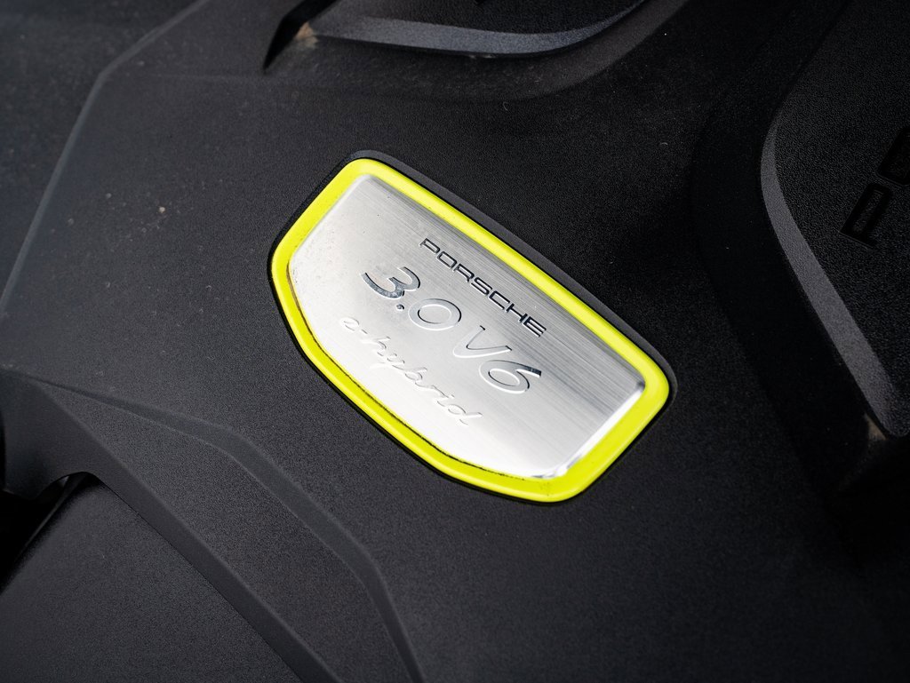2021 Porsche Cayenne E-Hybrid photo 35