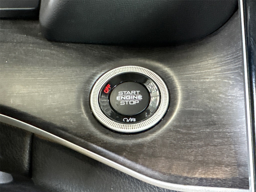 2021 Jeep Grand Cherokee Limited photo 10