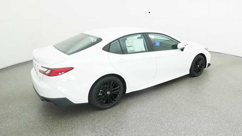 2025 Toyota Camry SE photo 22