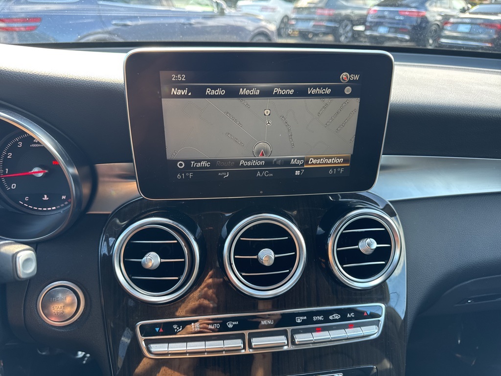 2018 Mercedes Benz GLC 300 4MATIC photo 21