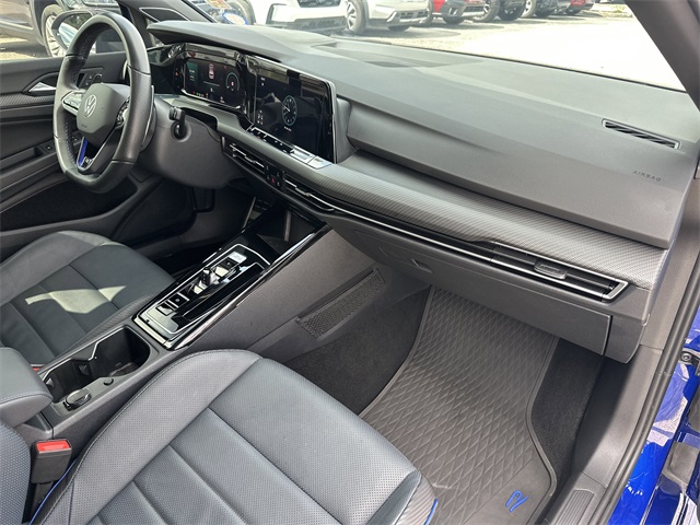2024 Volkswagen Golf R photo 4