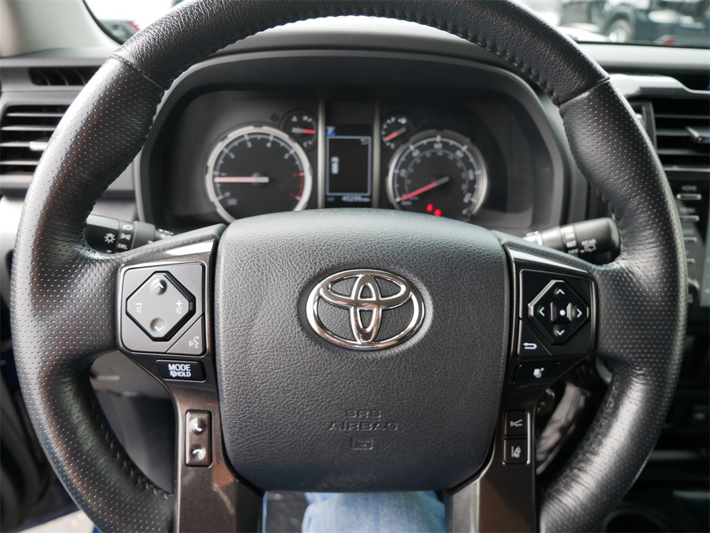 2023 Toyota 4Runner TRD Off-Road Premium photo 16