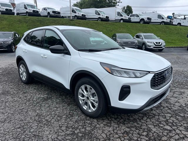2025 Ford Escape Active photo 2