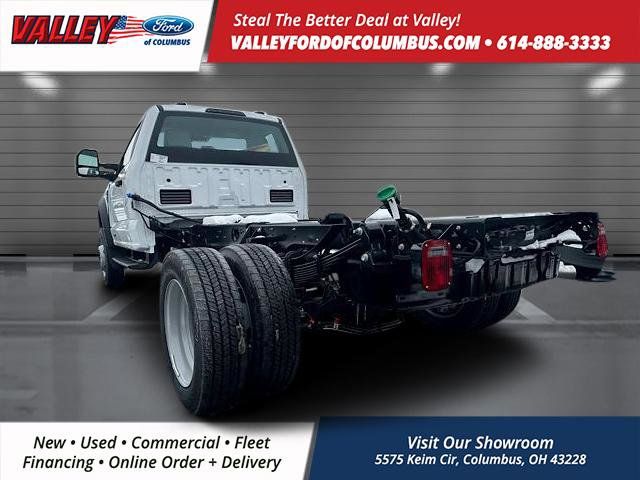 2025 Ford F-550 photo 4