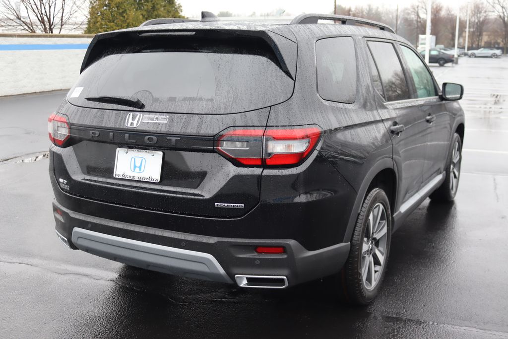 2025 Honda Pilot Touring photo 4