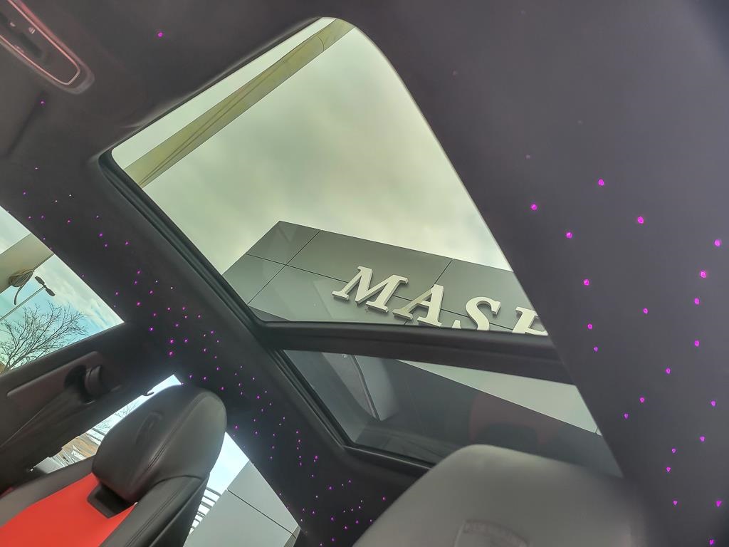 2019 LAMBORGHINI URUS - Image 9