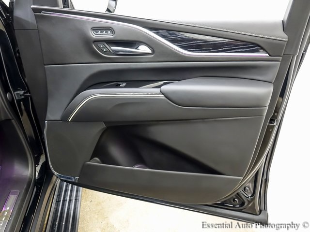 2022 Cadillac Escalade ESV Sport photo 4