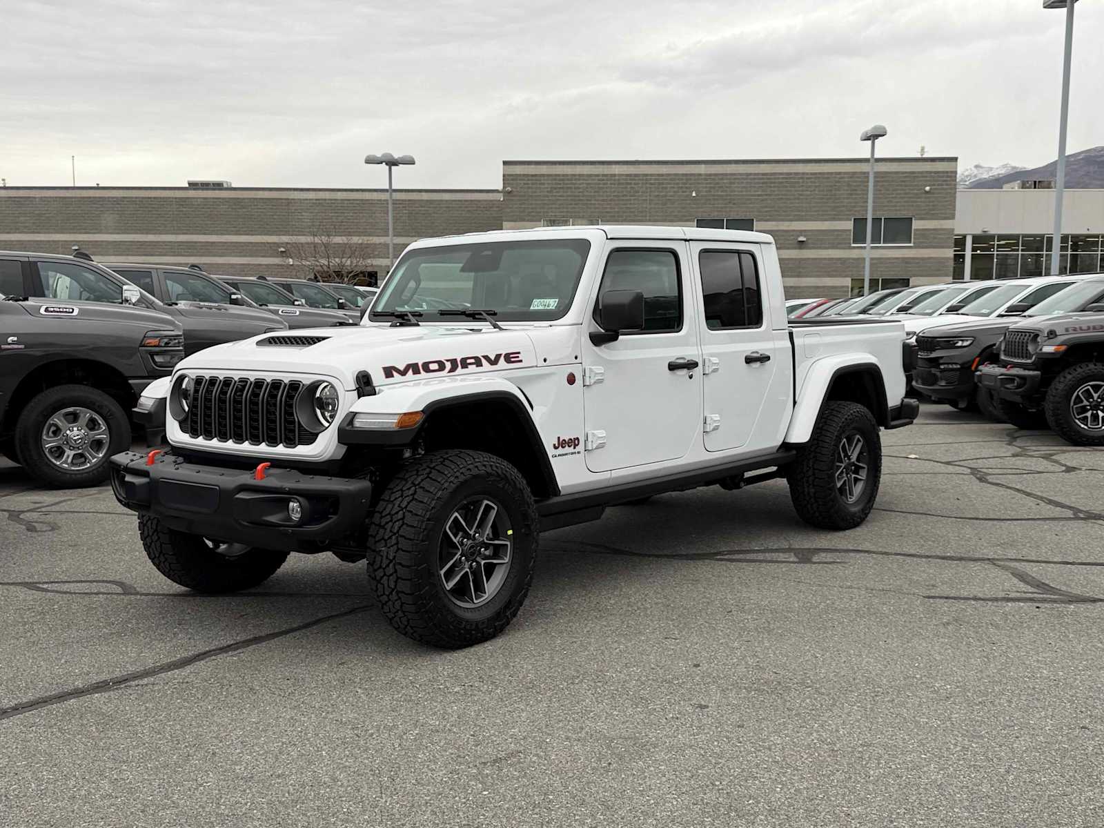 2026 Jeep Gladiator Mojave X's photo