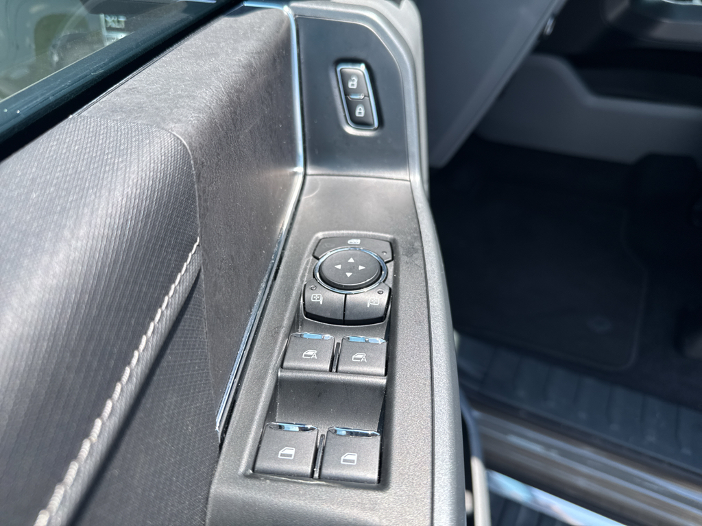 2025 Ford F-150 XLT photo 31